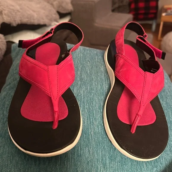 Clarks, red and blue between toes sandals. Small 1” wedge. Excellent condition. - Picture 1 of 6